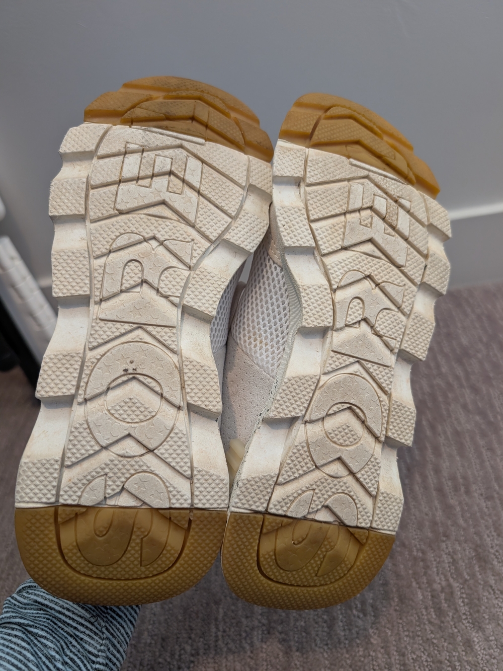 NO INSOLES!! Women's White Sorel Kinetic Lite Sneakers - Picture 7 of 9